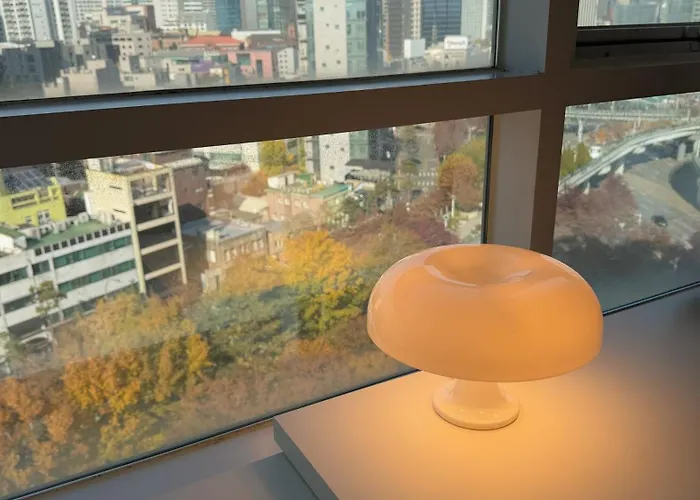 2 Min To Station, 2beds, 1baths, Loft Style 公寓